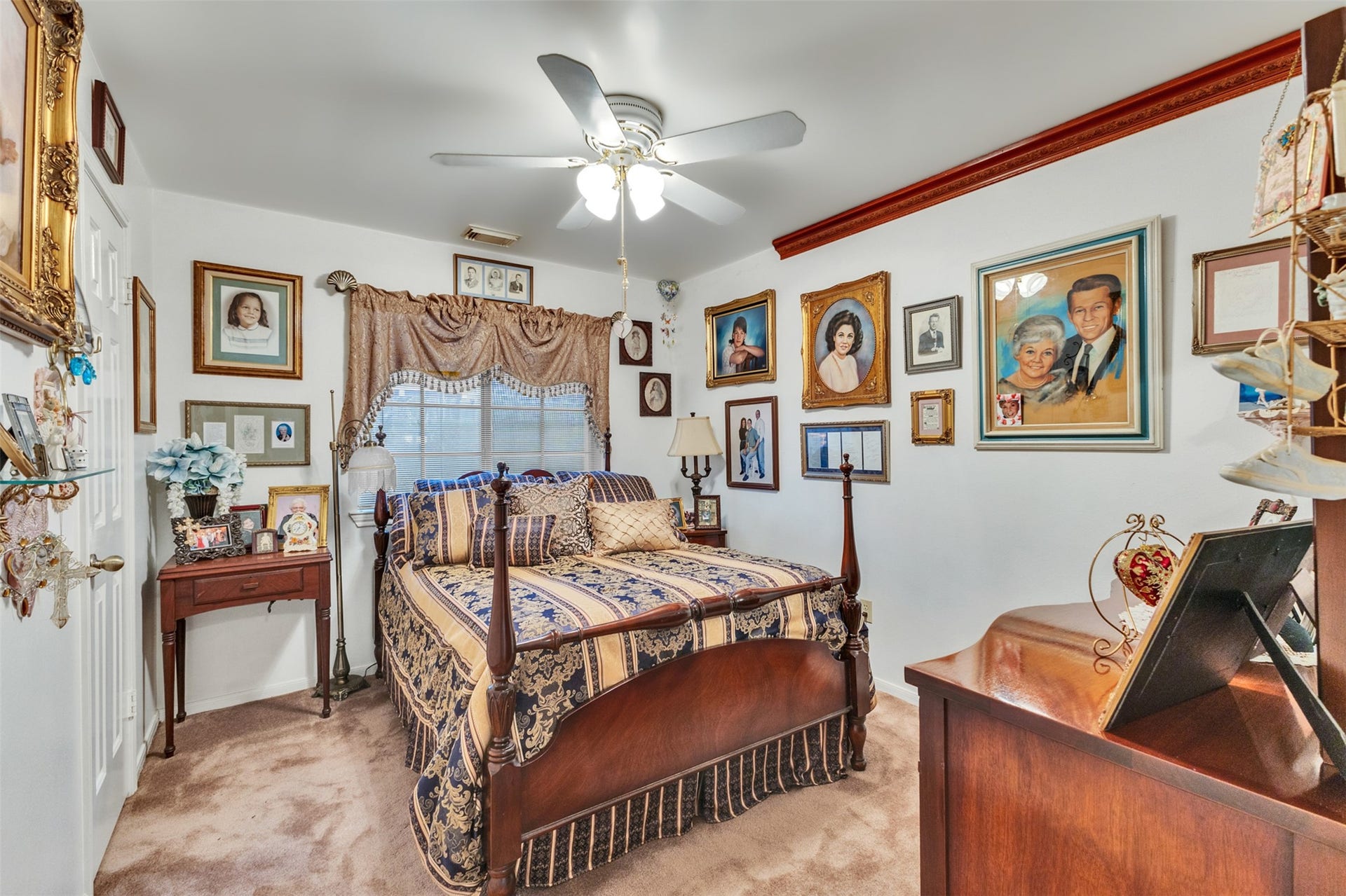 905 Wisdom Drive, Deer Park, TX 77536