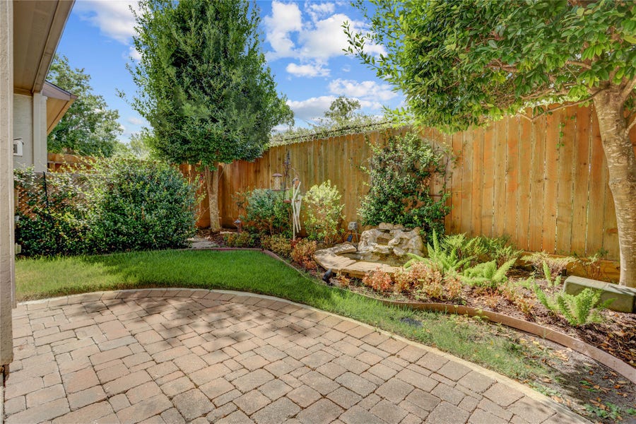 Property photo for 13835 Cady Court, Houston, TX