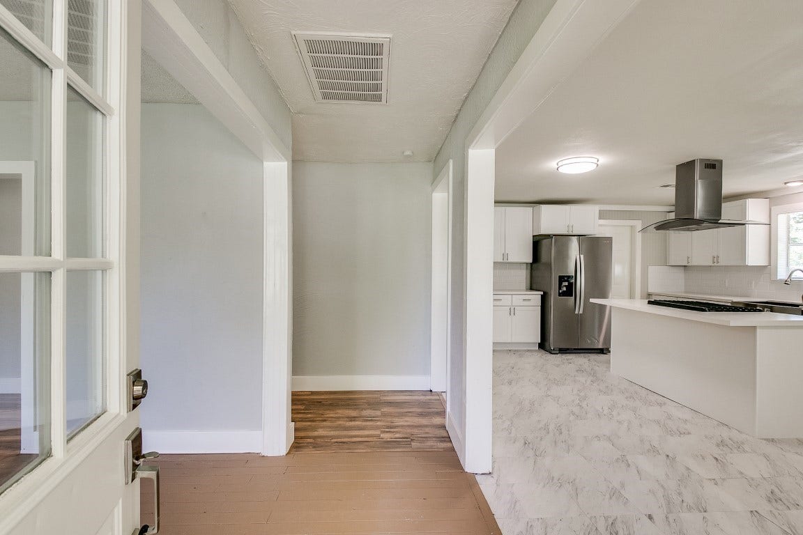 3901 Mckinney Extension, La Marque, TX 77568 3901 Mckinney Extension, La Marque, TX 77568