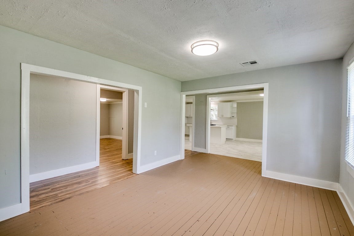 3901 Mckinney Extension, La Marque, TX 77568 3901 Mckinney Extension, La Marque, TX 77568