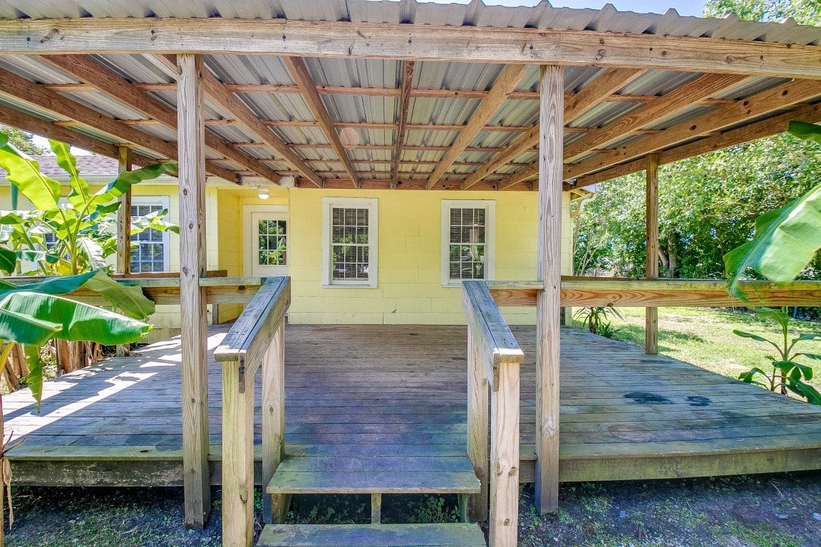 3901 Mckinney Extension, La Marque, TX 77568 3901 Mckinney Extension, La Marque, TX 77568