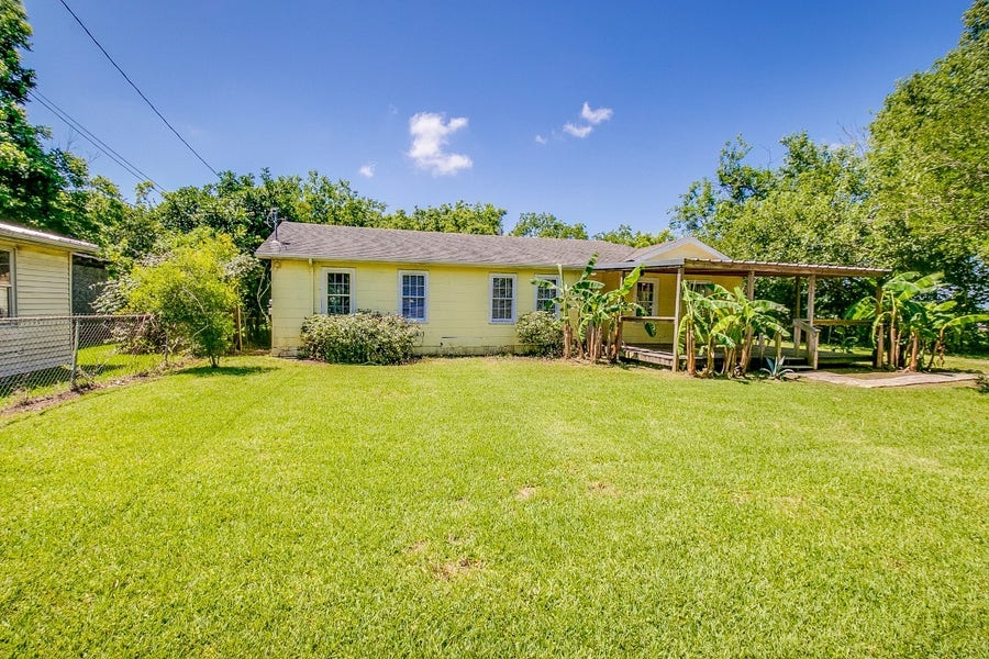 Property photo for 3901 Mckinney Extension, La Marque, TX