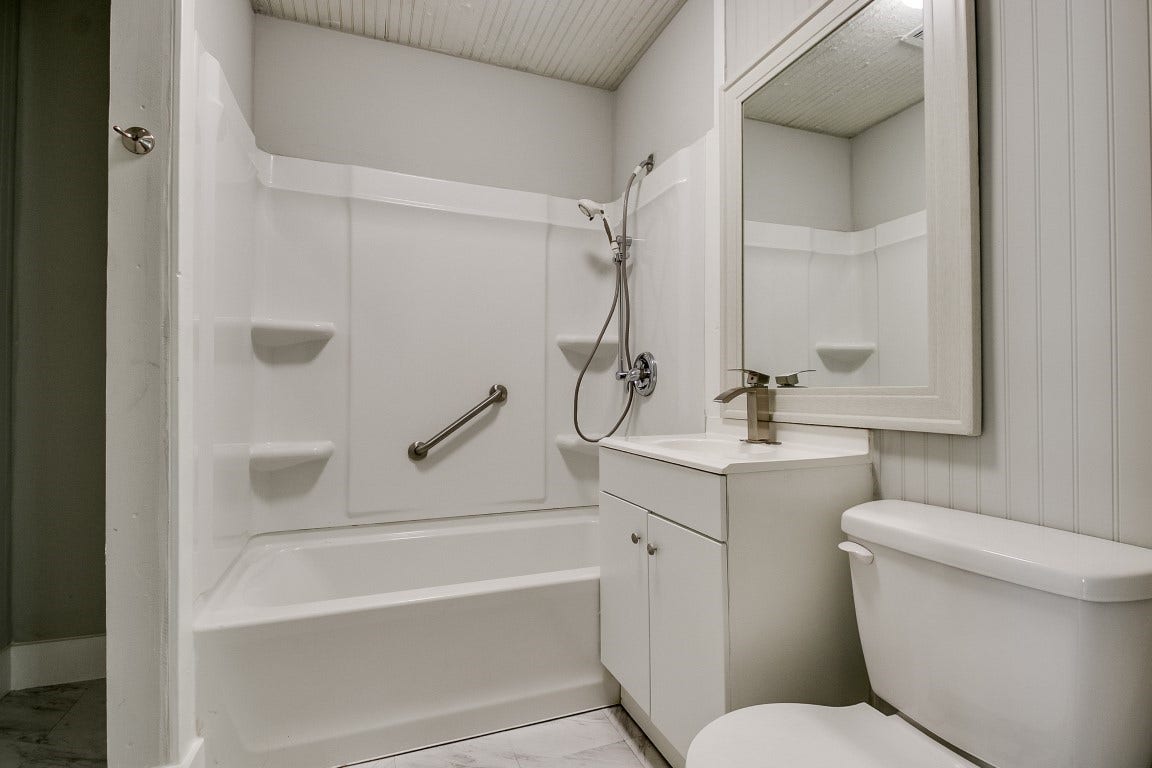 3901 Mckinney Extension, La Marque, TX 77568 3901 Mckinney Extension, La Marque, TX 77568