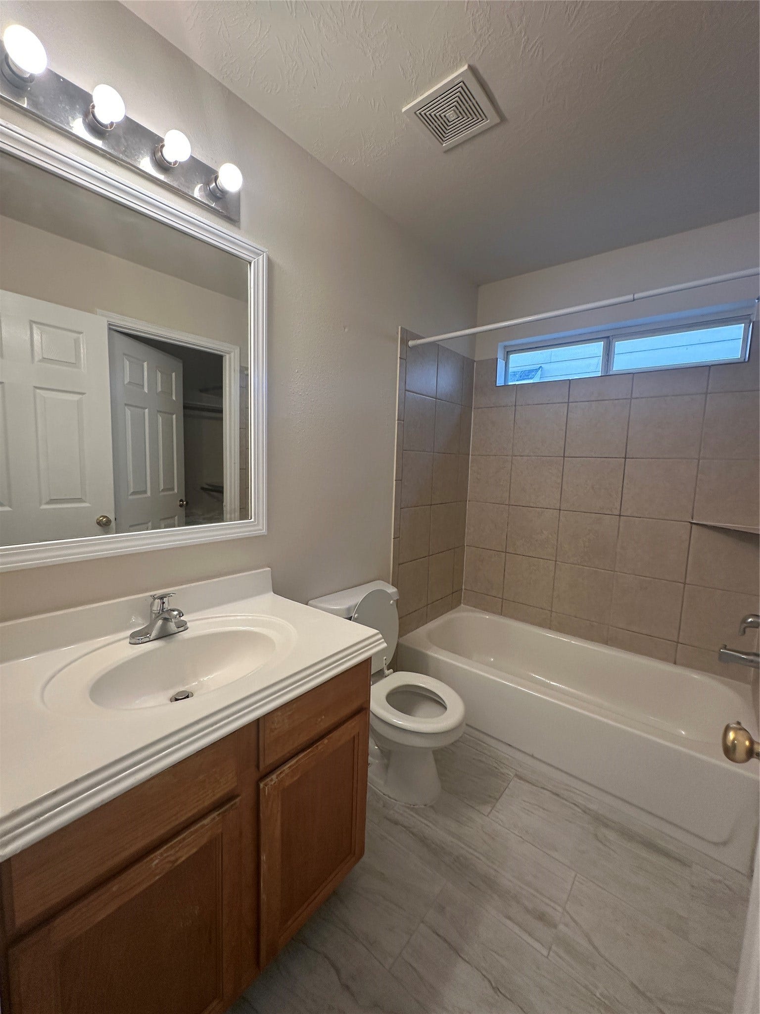 6942 Paris, #A, Houston, TX 77021 6942 Paris, #A, Houston, TX 77021