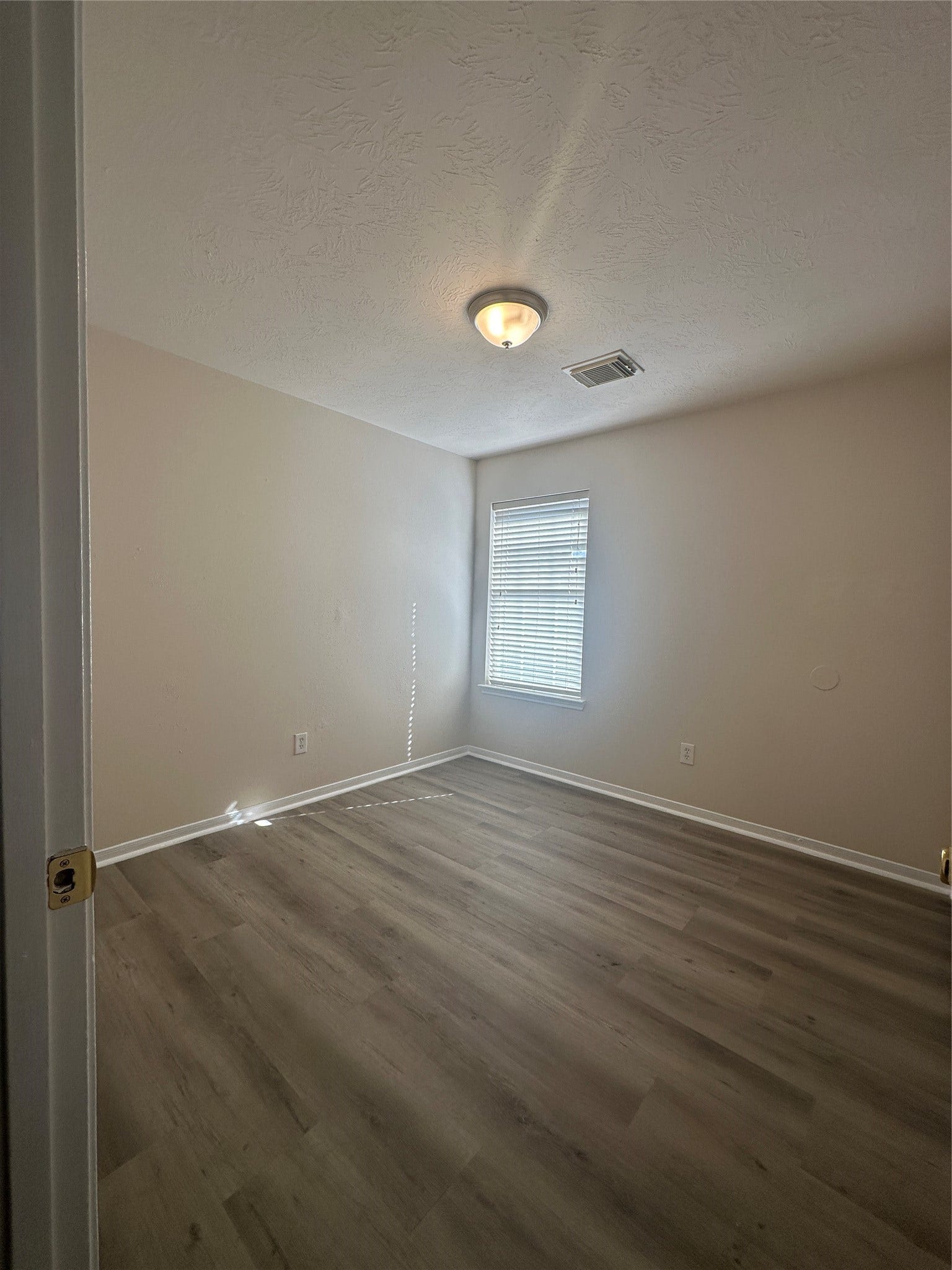 6942 Paris, #A, Houston, TX 77021 6942 Paris, #A, Houston, TX 77021