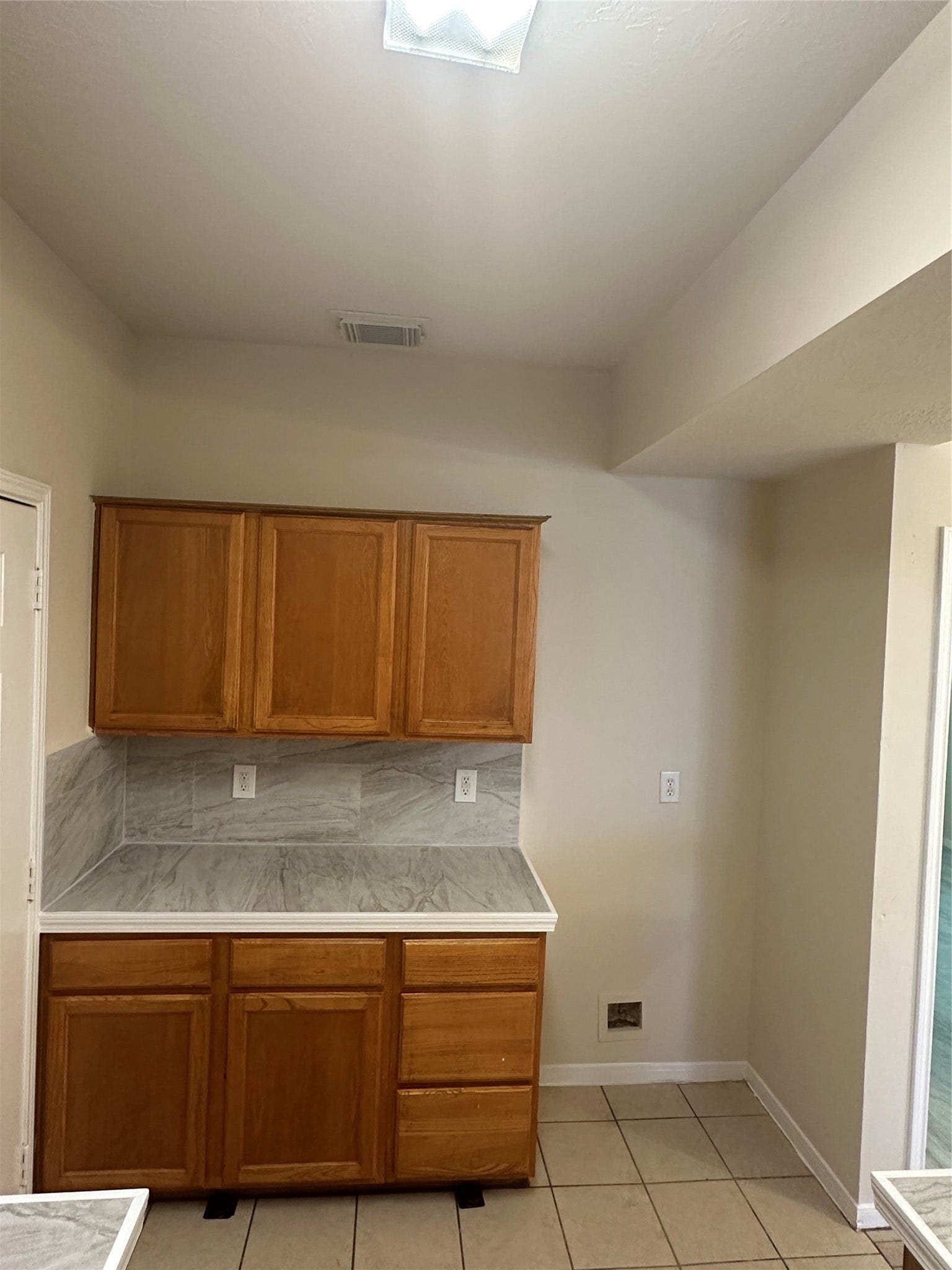 6942 Paris, #A, Houston, TX 77021 6942 Paris, #A, Houston, TX 77021