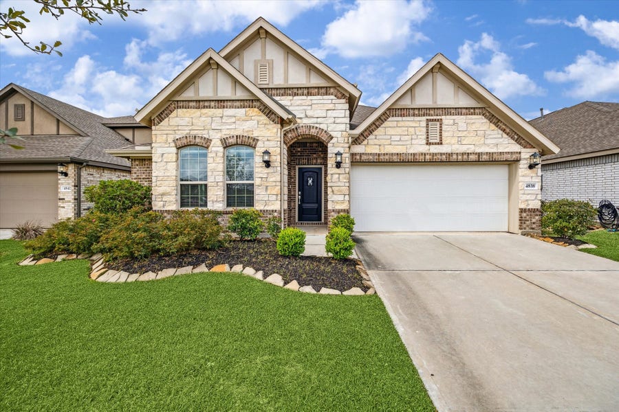 Property photo for 4838 Albany Ridge Lane, Rosharon, TX