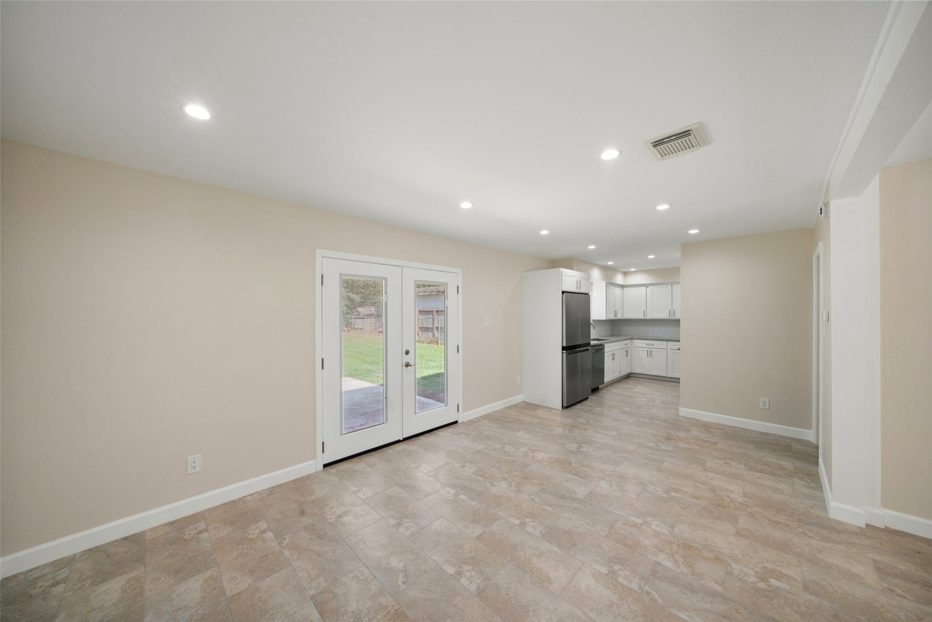 3402 Dovie Drive, Spring, TX 77380 Another view of the living space, Kitchen is there right to the right. This open connection gives the room an easy space for entertaining and being in the middle of the action.