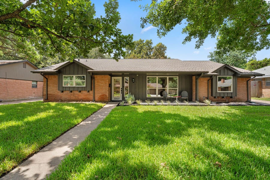 Property photo for 5807 Hummingbird Street, Houston, TX