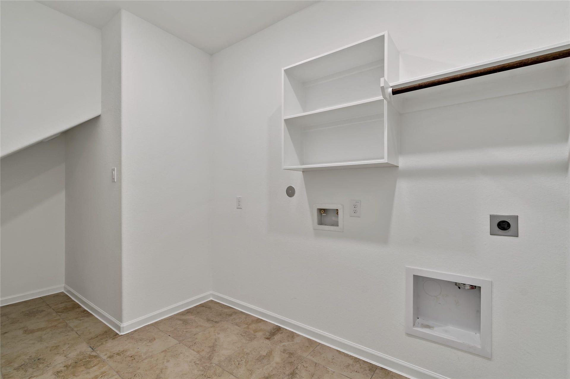 14010 Hartford Heights Way, Rosharon, TX 77583 14010 Hartford Heights Way, Rosharon, TX 77583