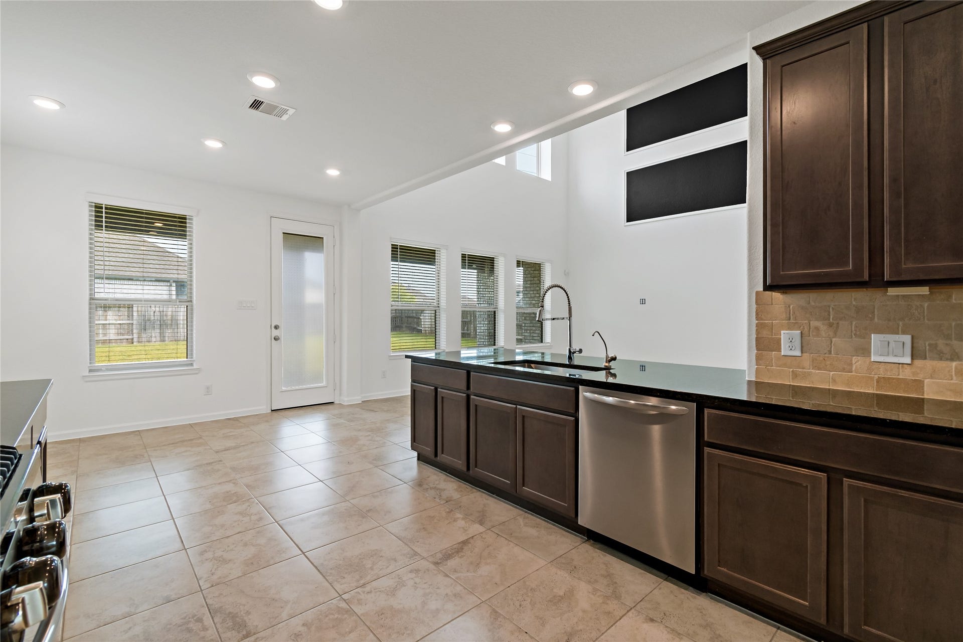 14010 Hartford Heights Way, Rosharon, TX 77583 14010 Hartford Heights Way, Rosharon, TX 77583