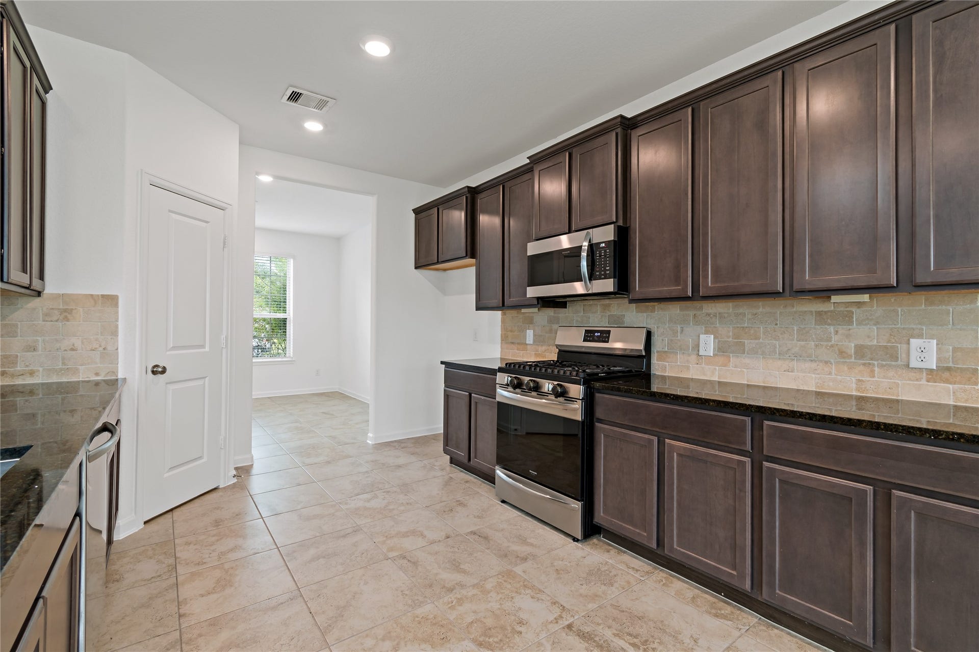 14010 Hartford Heights Way, Rosharon, TX 77583 14010 Hartford Heights Way, Rosharon, TX 77583