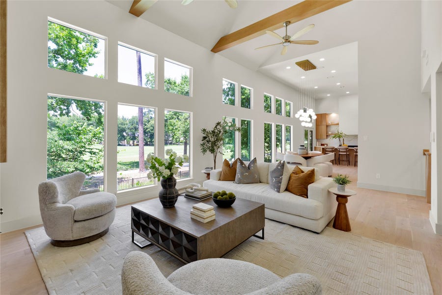Property photo for 20 Buttonbush Ct, The Woodlands, TX