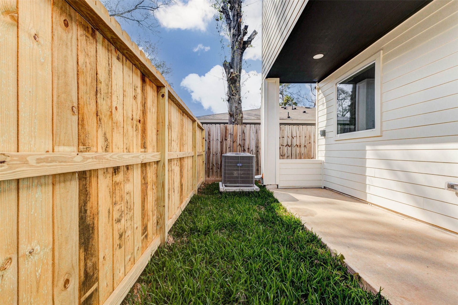 5912 Mayle Street, #A/B, Houston, TX 77016 5912 Mayle Street, #A/B, Houston, TX 77016