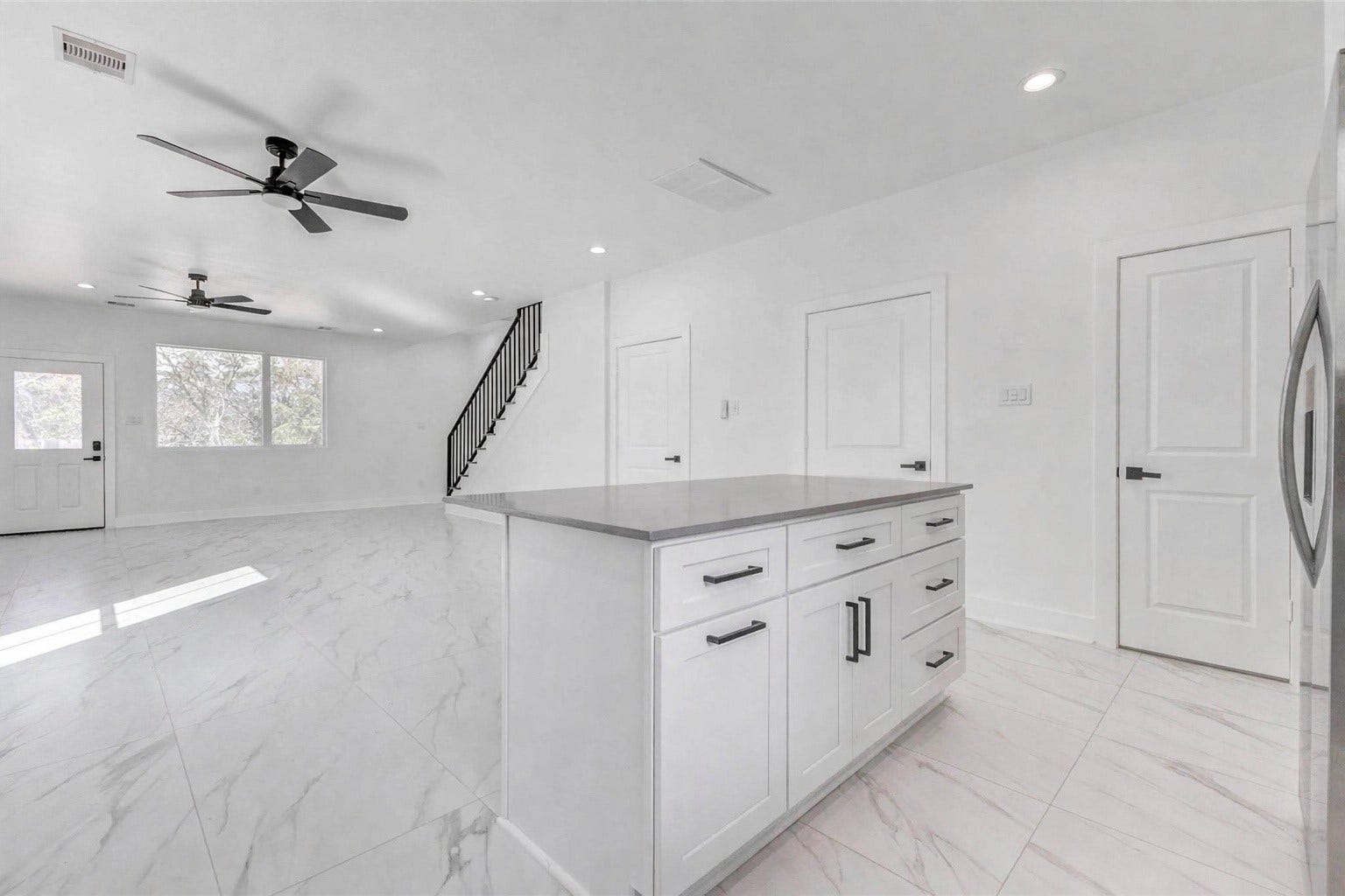 5912 Mayle Street, #A/B, Houston, TX 77016 5912 Mayle Street, #A/B, Houston, TX 77016