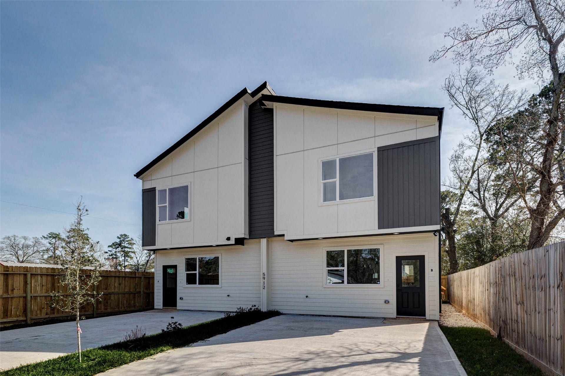 5912 Mayle Street, #A/B, Houston, TX 77016 5912 Mayle Street, #A/B, Houston, TX 77016