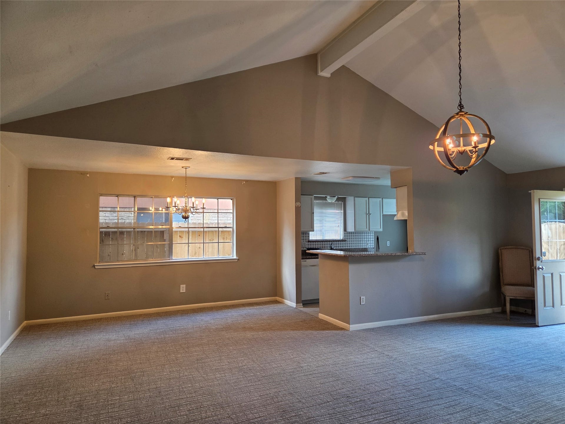 2743 Ferry Landing, Sugar Land, TX 77478 Living and Breakfast area