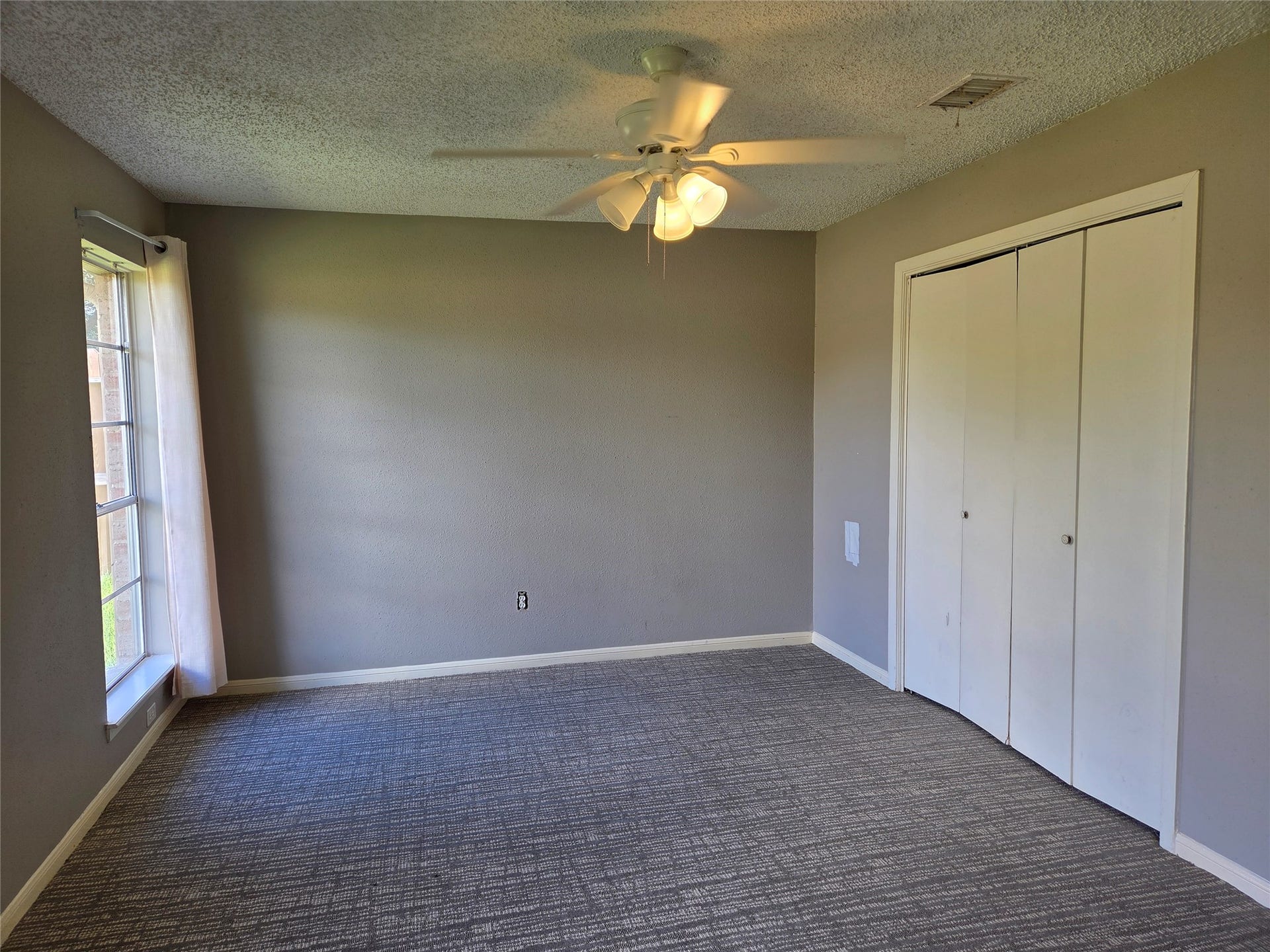 2743 Ferry Landing, Sugar Land, TX 77478 Master bedroom