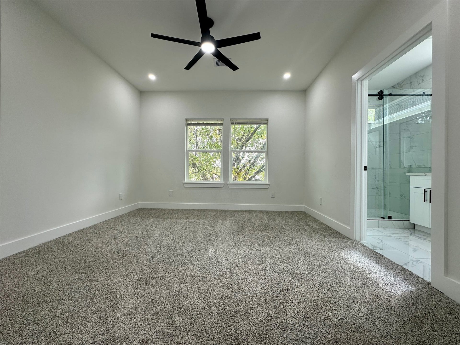 7546 Charlie Street, Houston, TX 77088 7546 Charlie Street, Houston, TX 77088