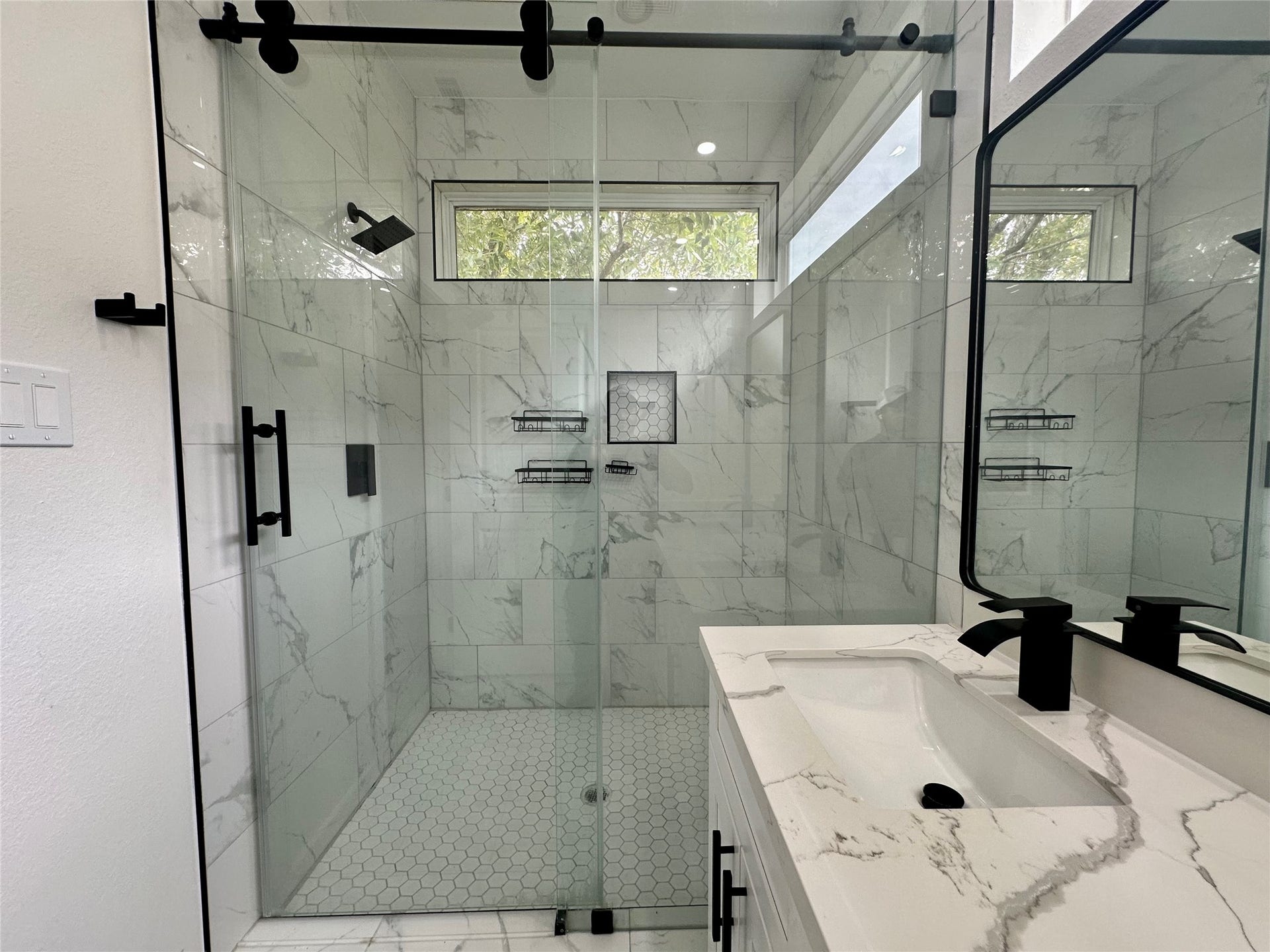 7546 Charlie Street, Houston, TX 77088 7546 Charlie Street, Houston, TX 77088