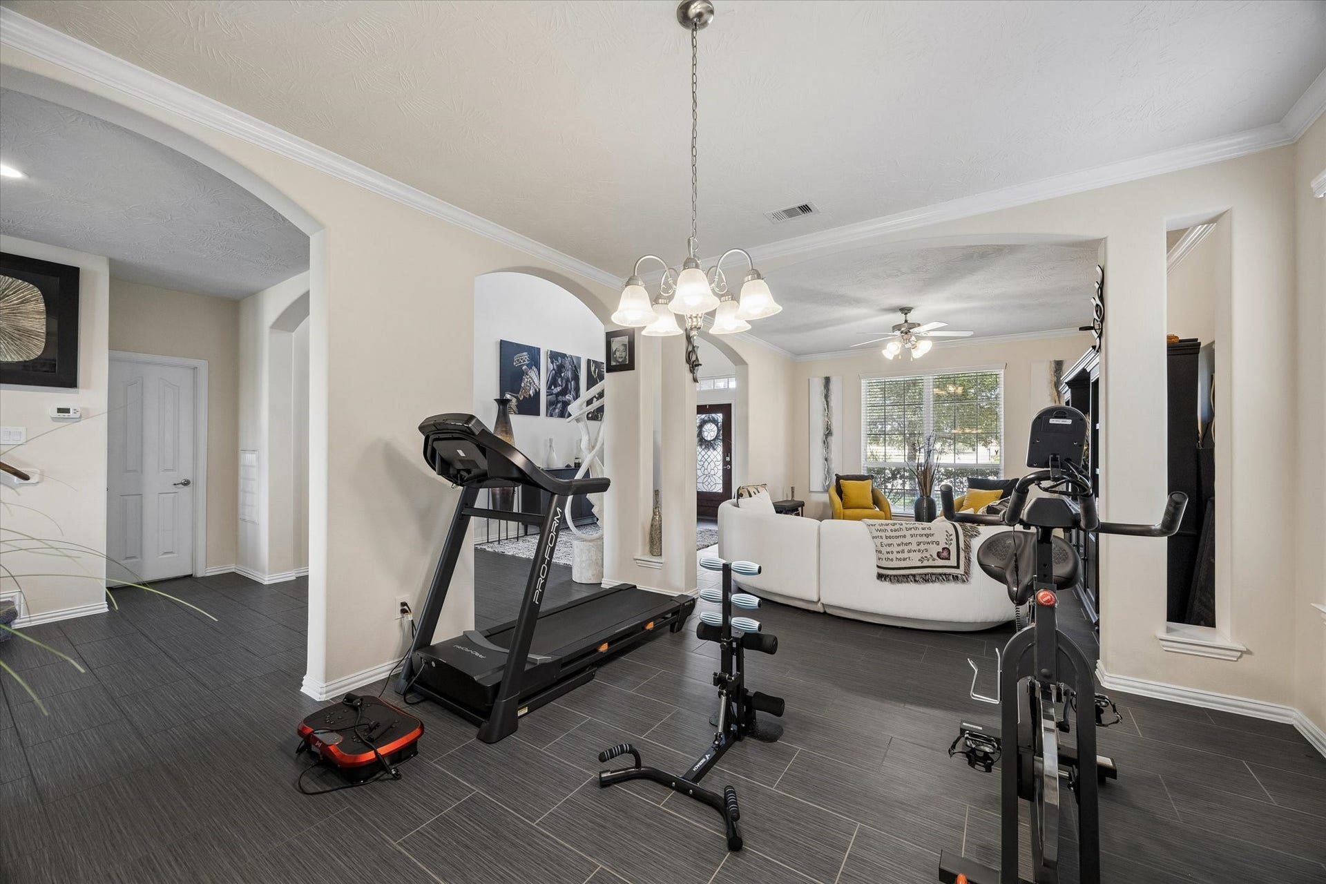 1822 Luminous Waters Lane, Rosharon, TX 77583 1822 Luminous Waters Lane, Rosharon, TX 77583