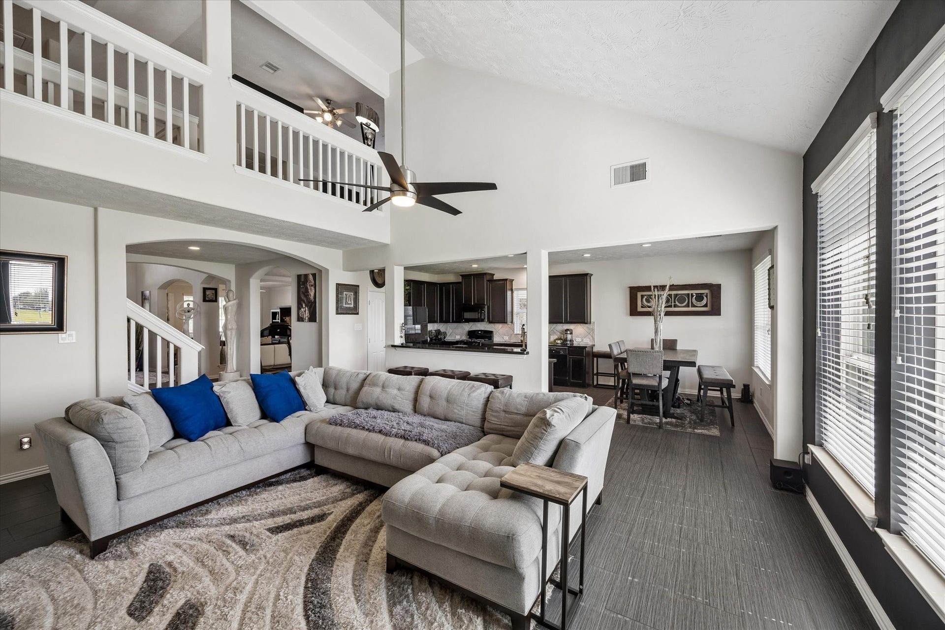 1822 Luminous Waters Lane, Rosharon, TX 77583 1822 Luminous Waters Lane, Rosharon, TX 77583