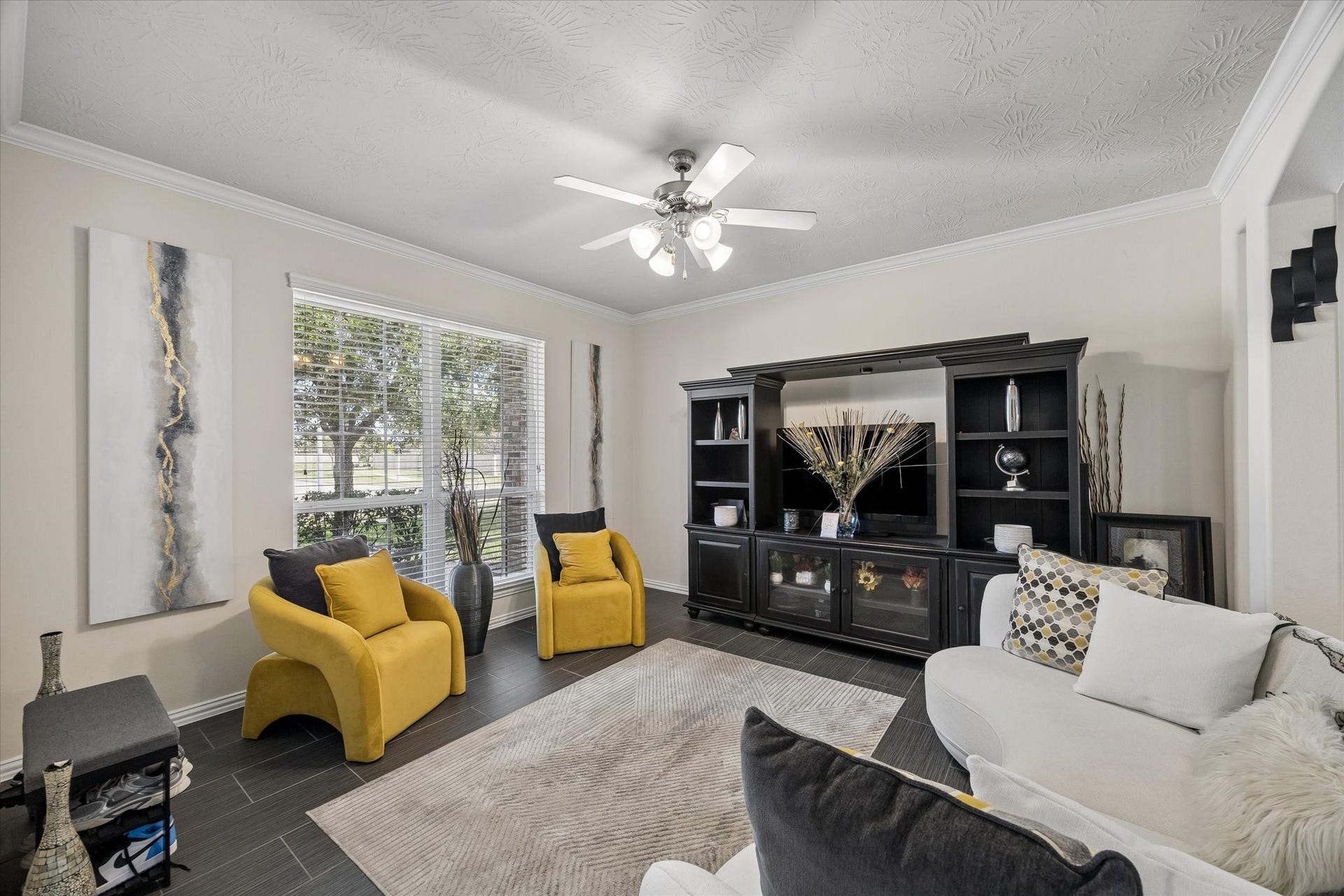 1822 Luminous Waters Lane, Rosharon, TX 77583 1822 Luminous Waters Lane, Rosharon, TX 77583