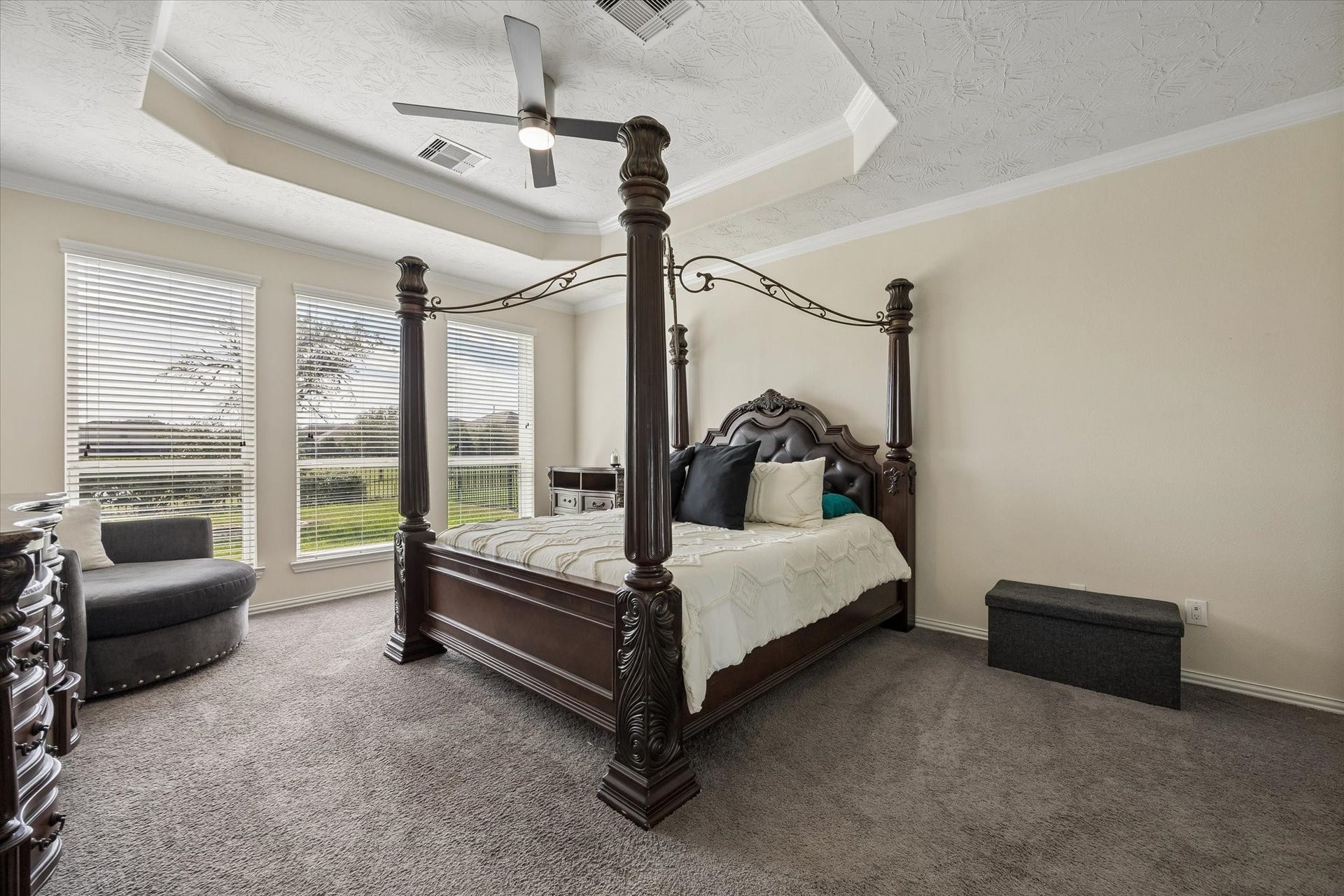 1822 Luminous Waters Lane, Rosharon, TX 77583 1822 Luminous Waters Lane, Rosharon, TX 77583