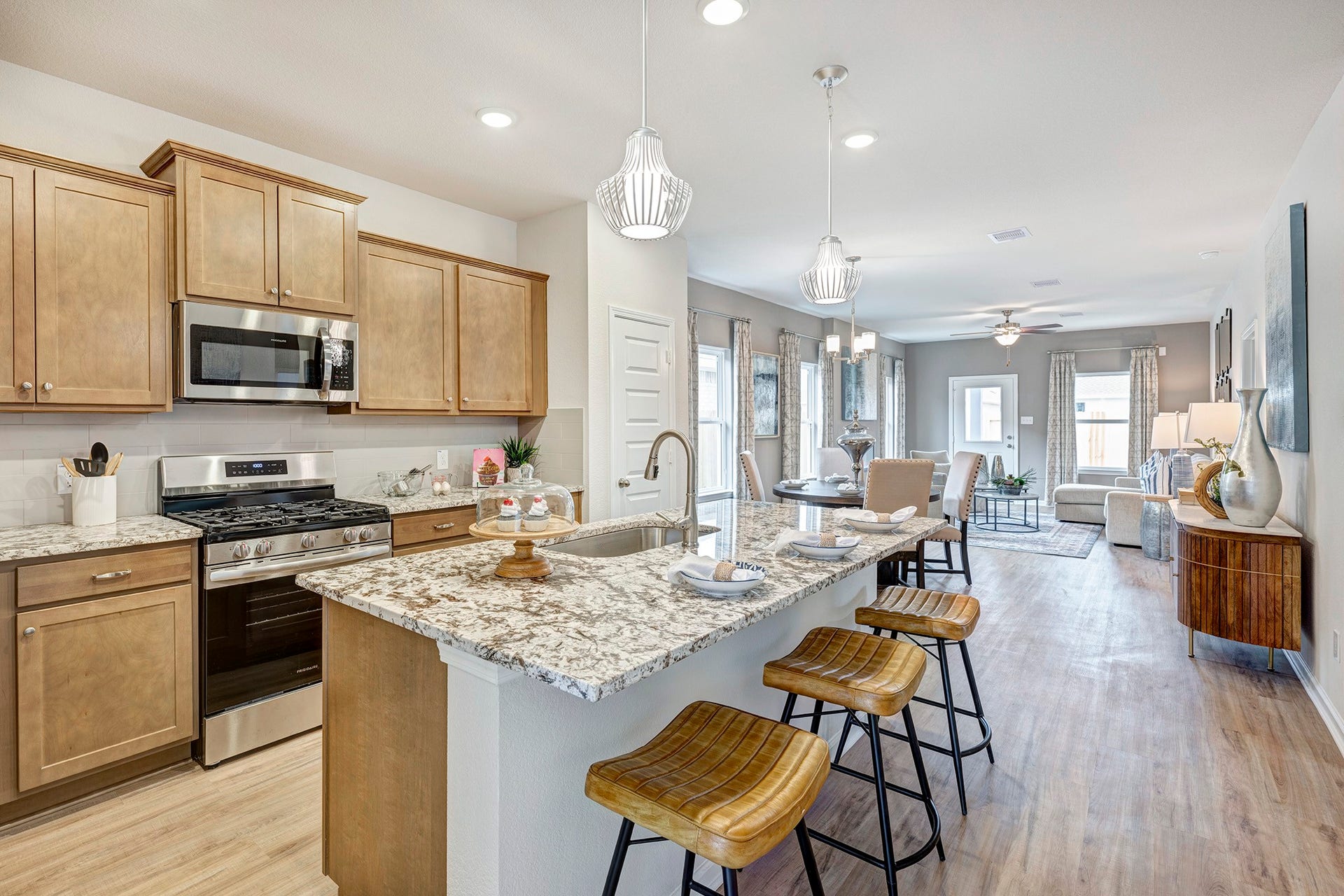 2707 Crested Creek Lane, Richmond, TX 77406 The Piedmont- Kitchen