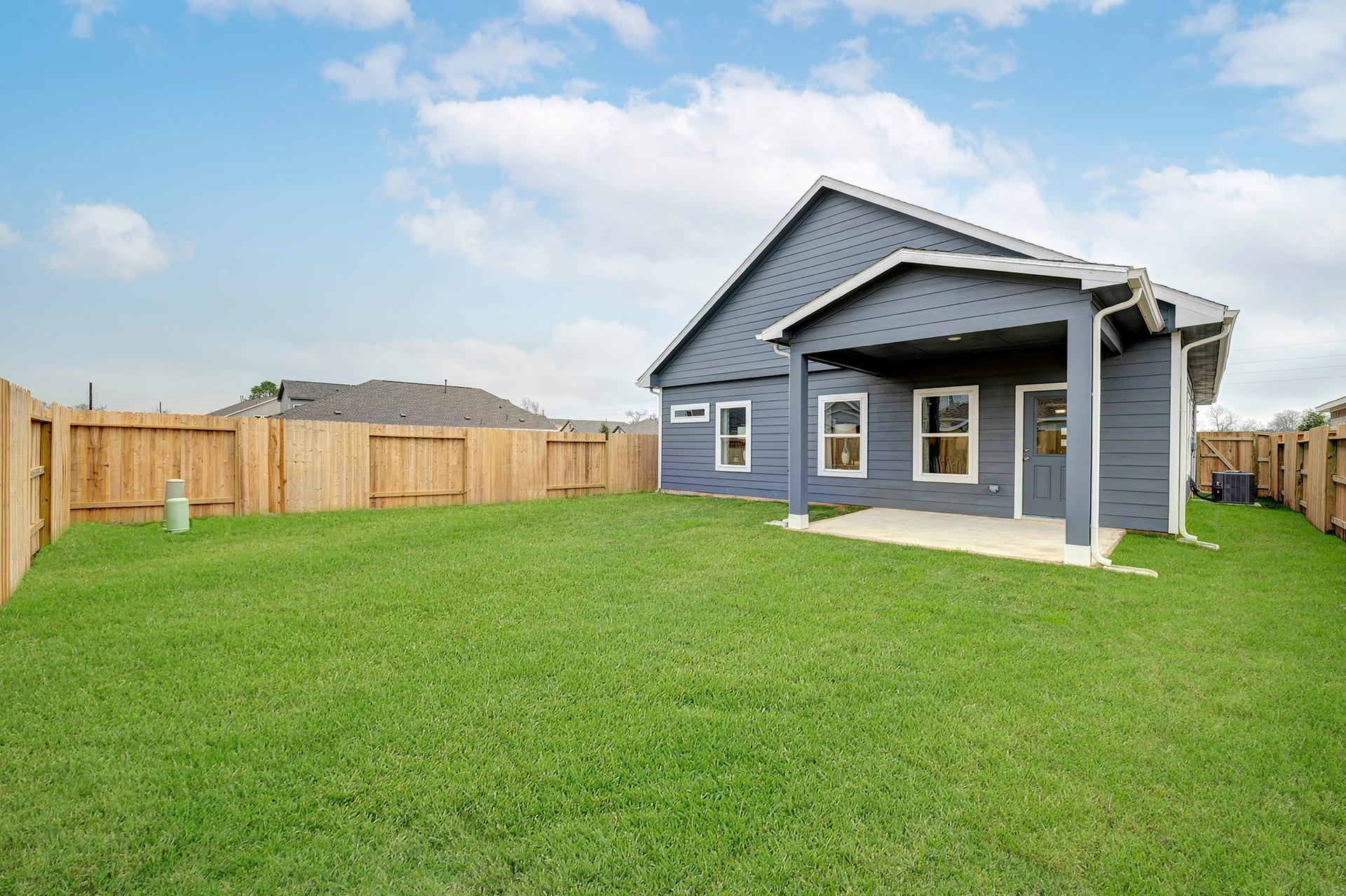 2707 Crested Creek Lane, Richmond, TX 77406 Rear Yard