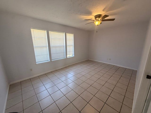 3102 Hirschfield Road, Spring, TX 77373 3102 Hirschfield Road, Spring, TX 77373