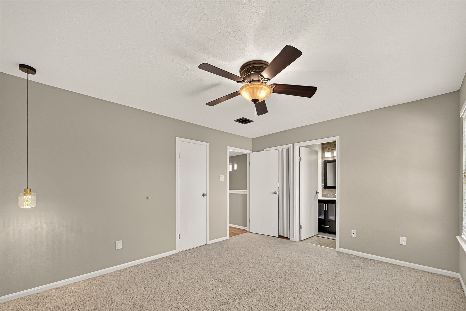 16826 Holly Trail Drive, Houston, TX 77058