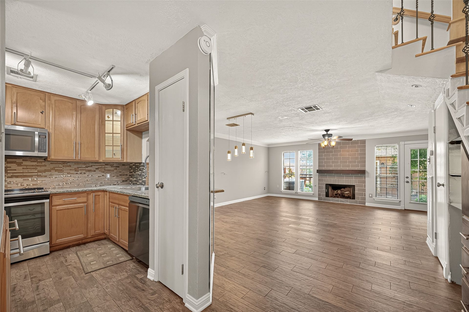 16826 Holly Trail Drive, Houston, TX 77058