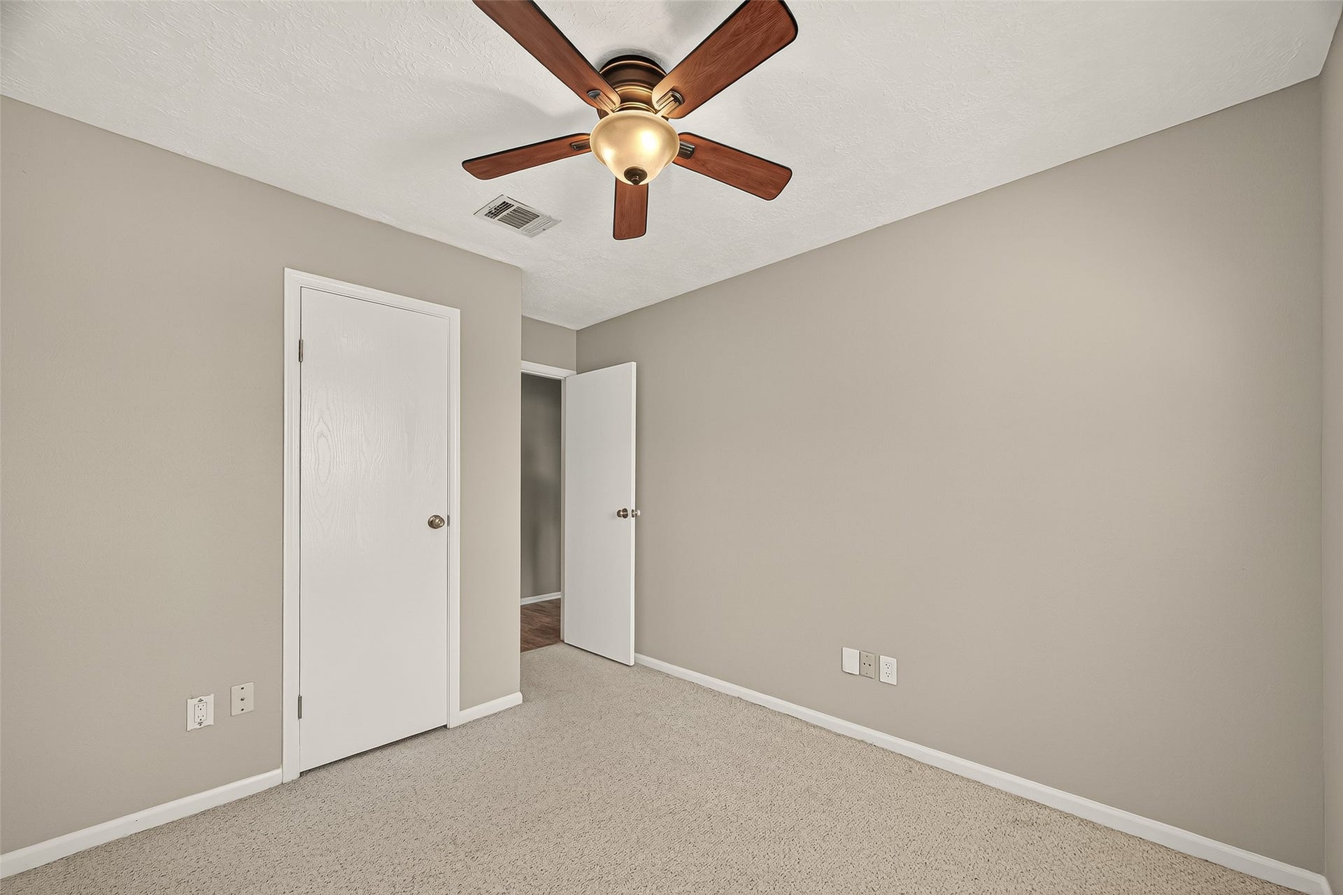 16826 Holly Trail Drive, Houston, TX 77058