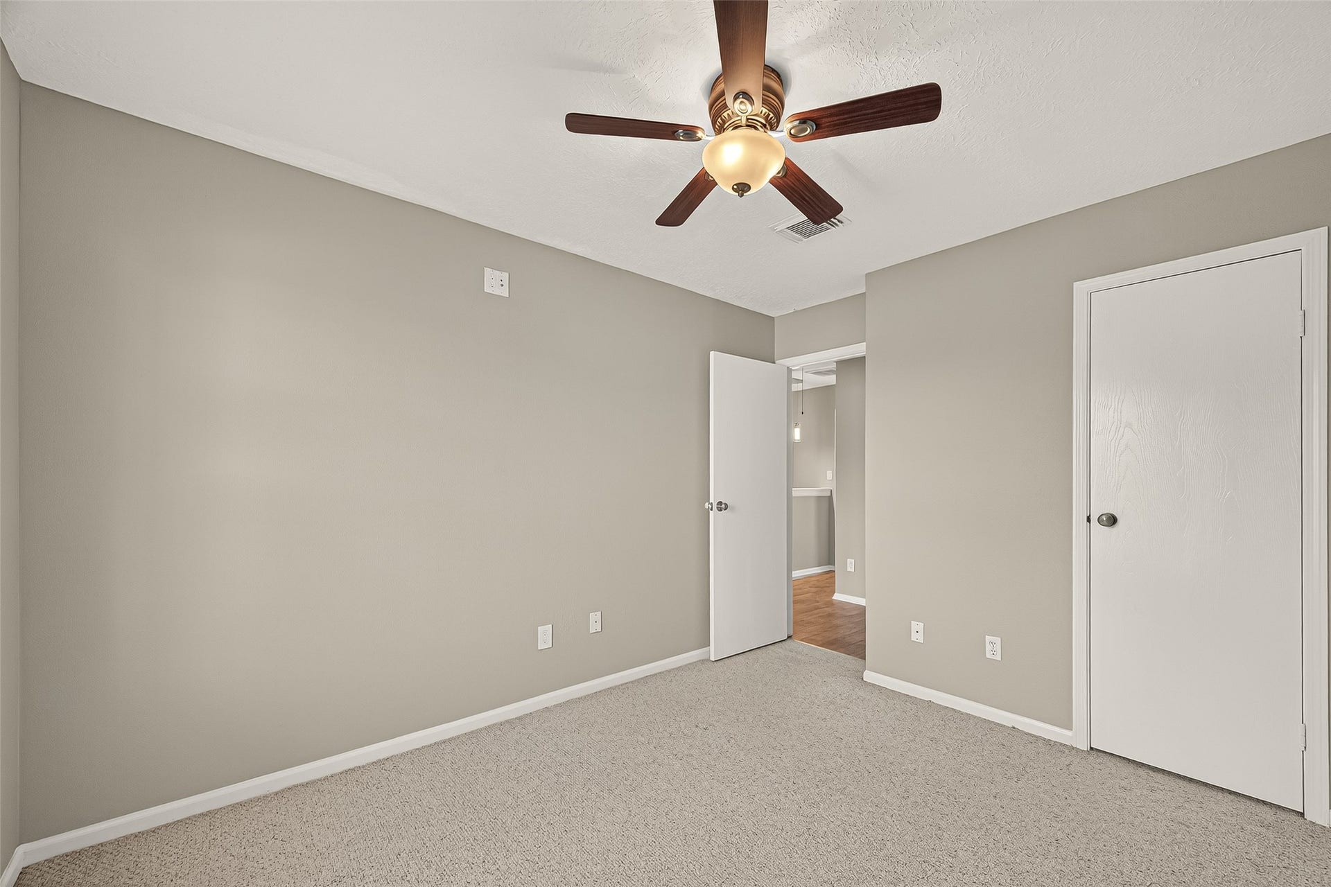 16826 Holly Trail Drive, Houston, TX 77058