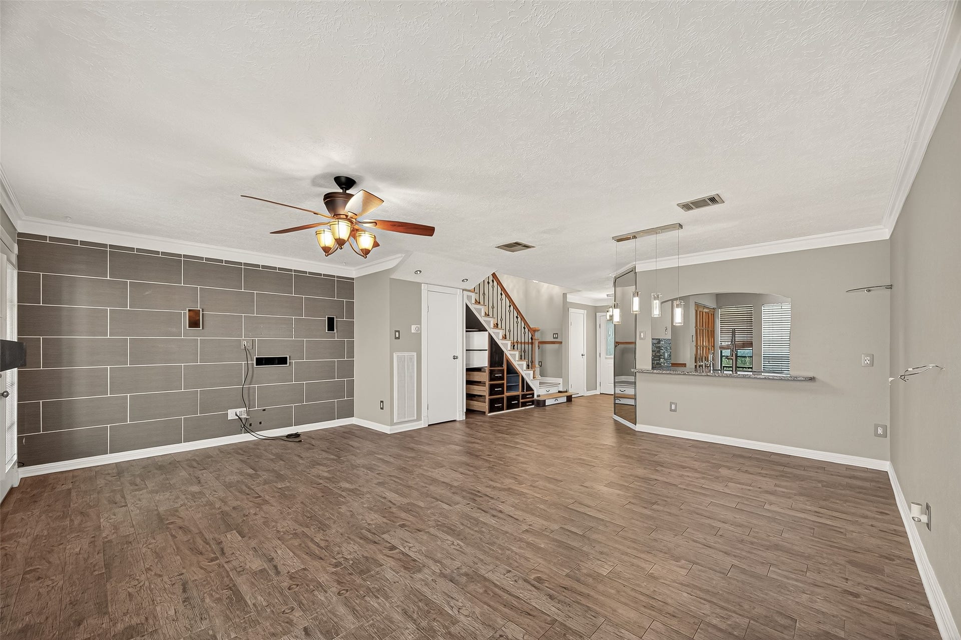 16826 Holly Trail Drive, Houston, TX 77058