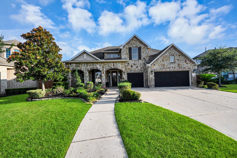 Property photo for 18106 Shimmer Lane, Richmond, TX