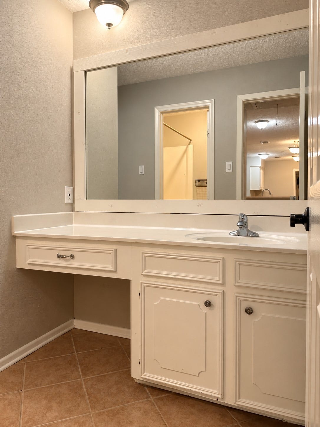 26415 Pine Canyon Drive, Spring, TX 77380 Guest bathroom