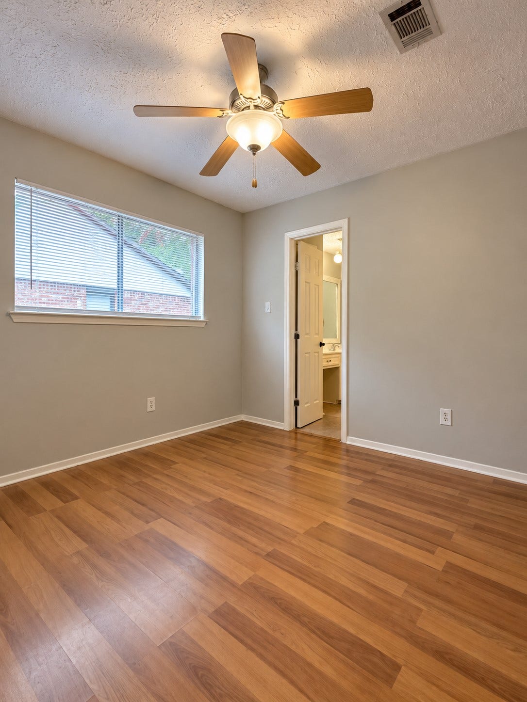 26415 Pine Canyon Drive, Spring, TX 77380 Back guest room