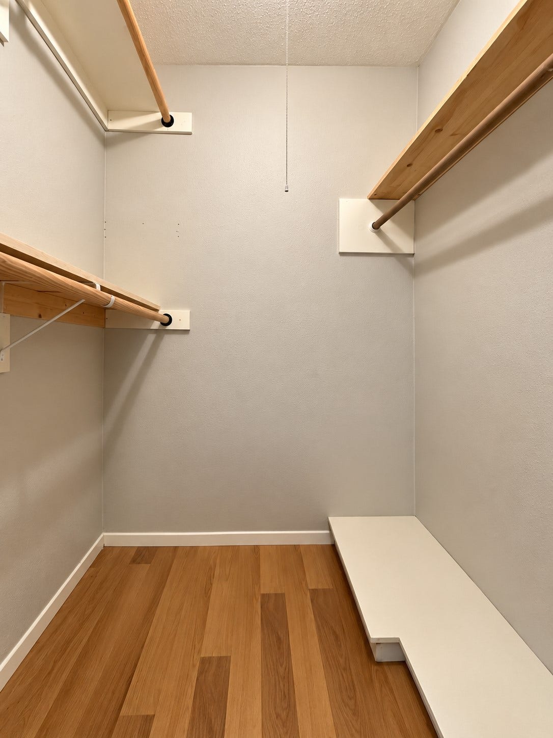 26415 Pine Canyon Drive, Spring, TX 77380 Walk in closet in primary bedroom