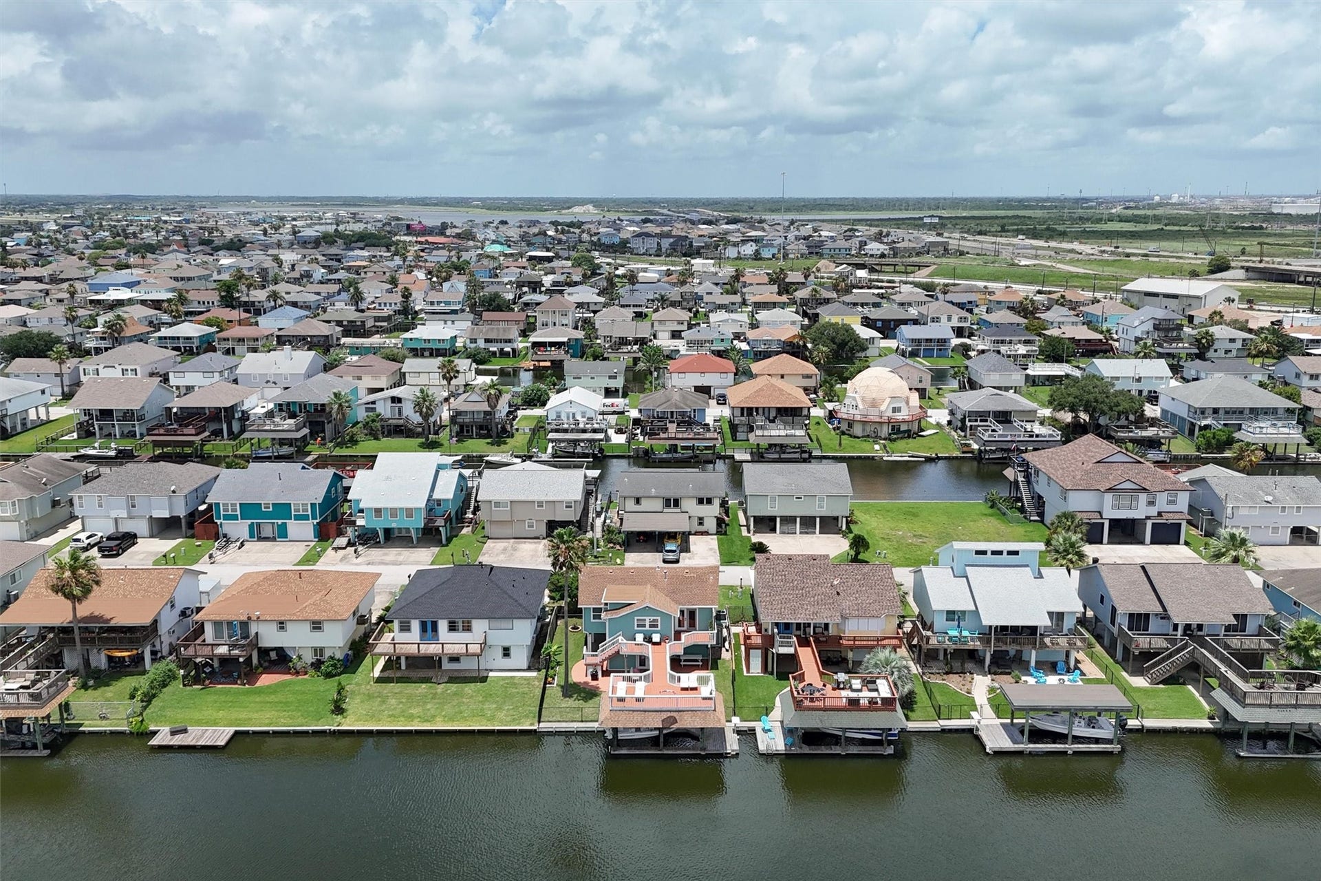 1078 Redfish Street, Bayou Vista, TX 77563 1078 Redfish Street, Bayou Vista, TX 77563