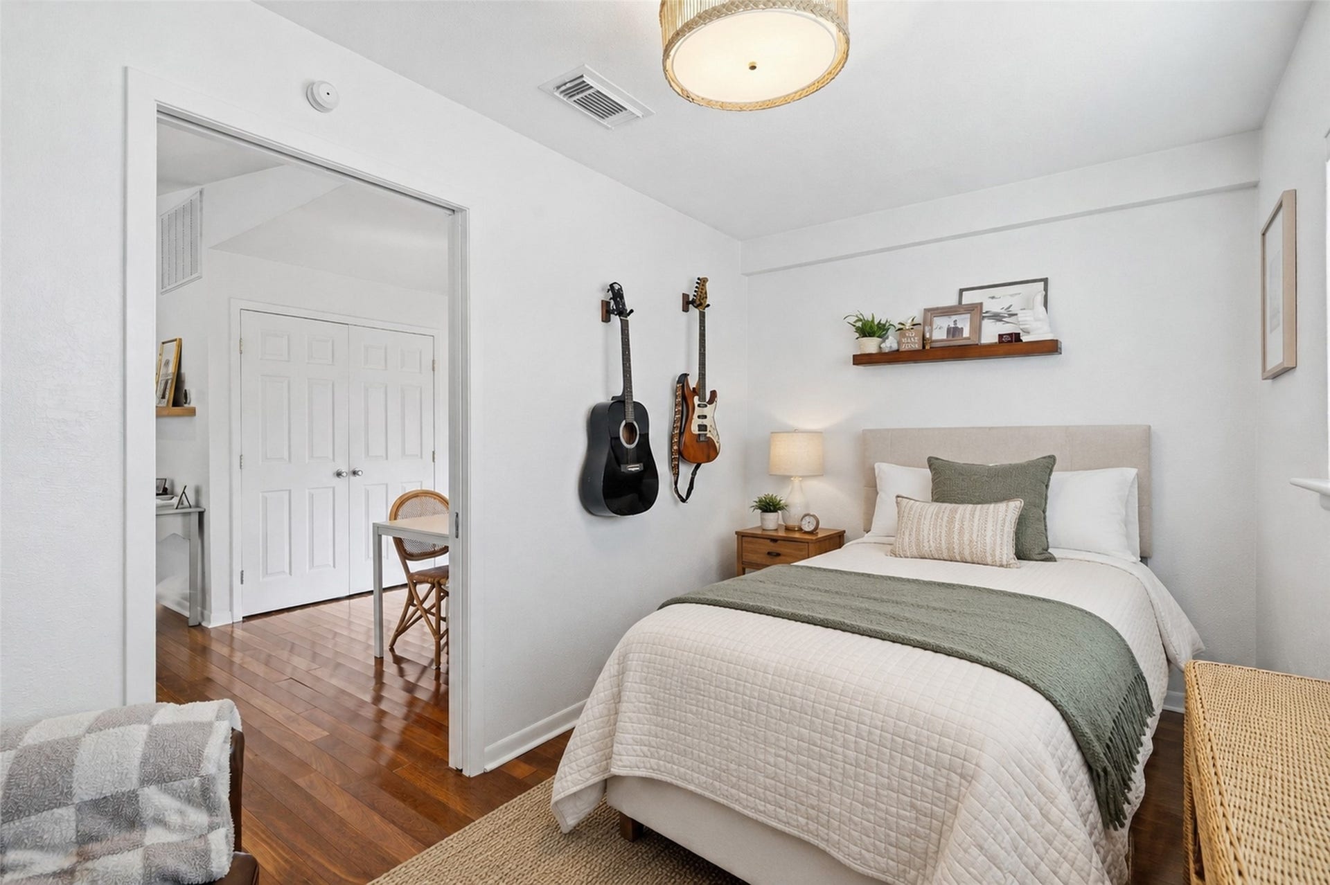 1078 Redfish Street, Bayou Vista, TX 77563 3rd Bedroom Virtually Staged for Bedroom
