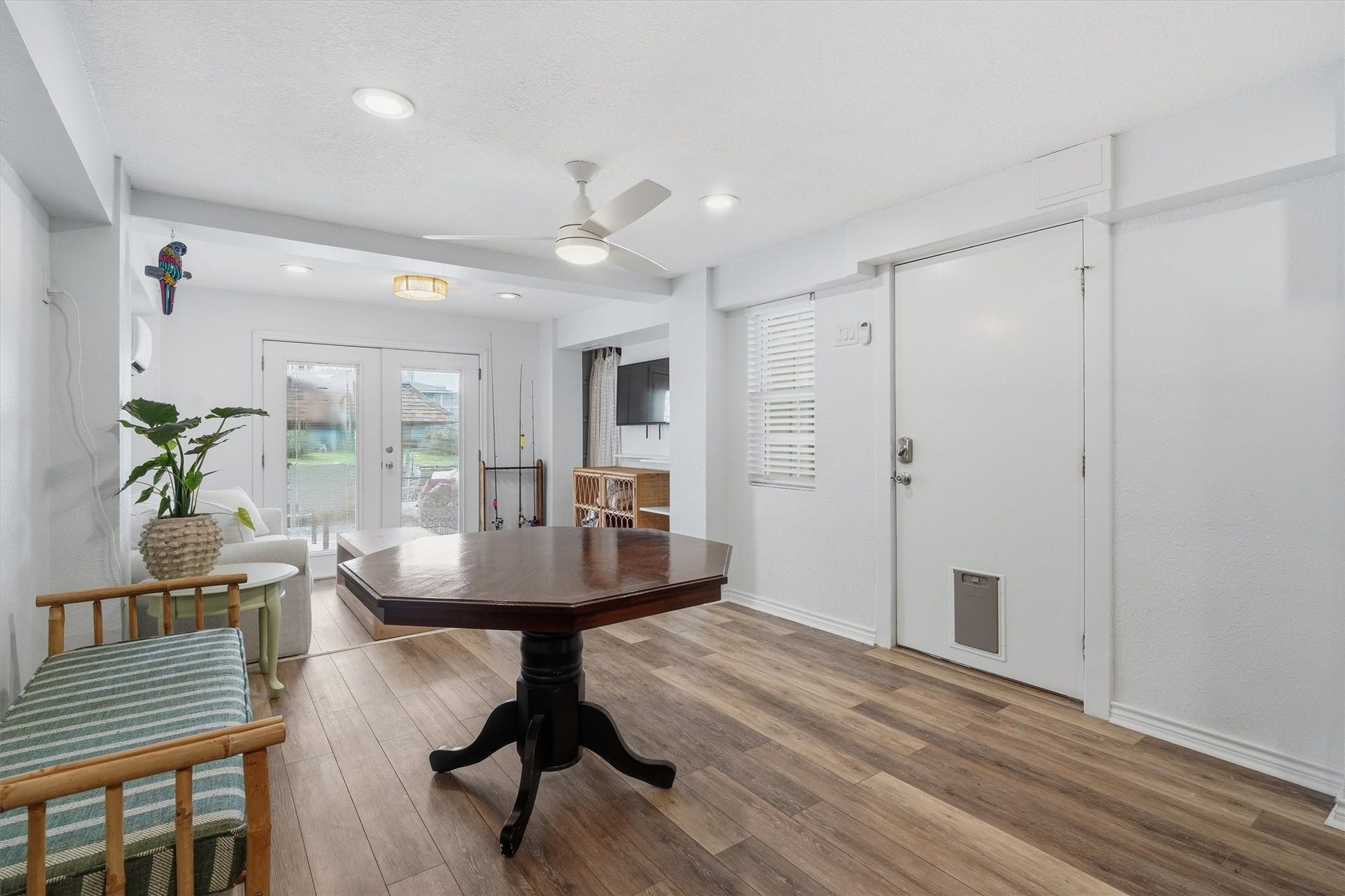 1078 Redfish Street, Bayou Vista, TX 77563 1078 Redfish Street, Bayou Vista, TX 77563
