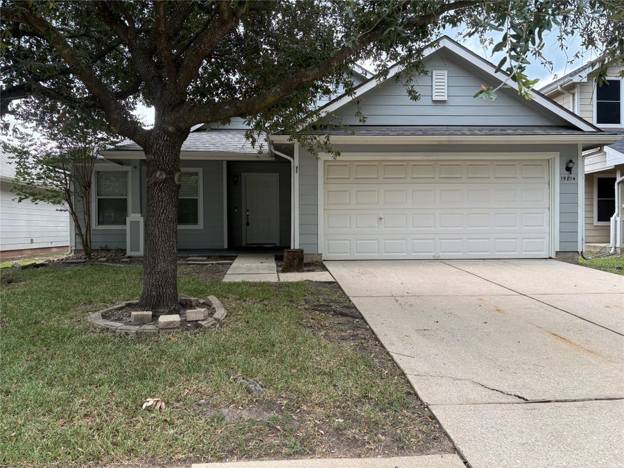 Property photo for 19814 Twin Rivers Drive, Tomball, TX