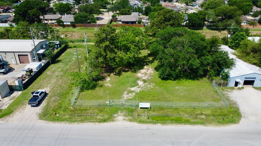 Property photo for 4707 Steffani Lane, Houston, TX