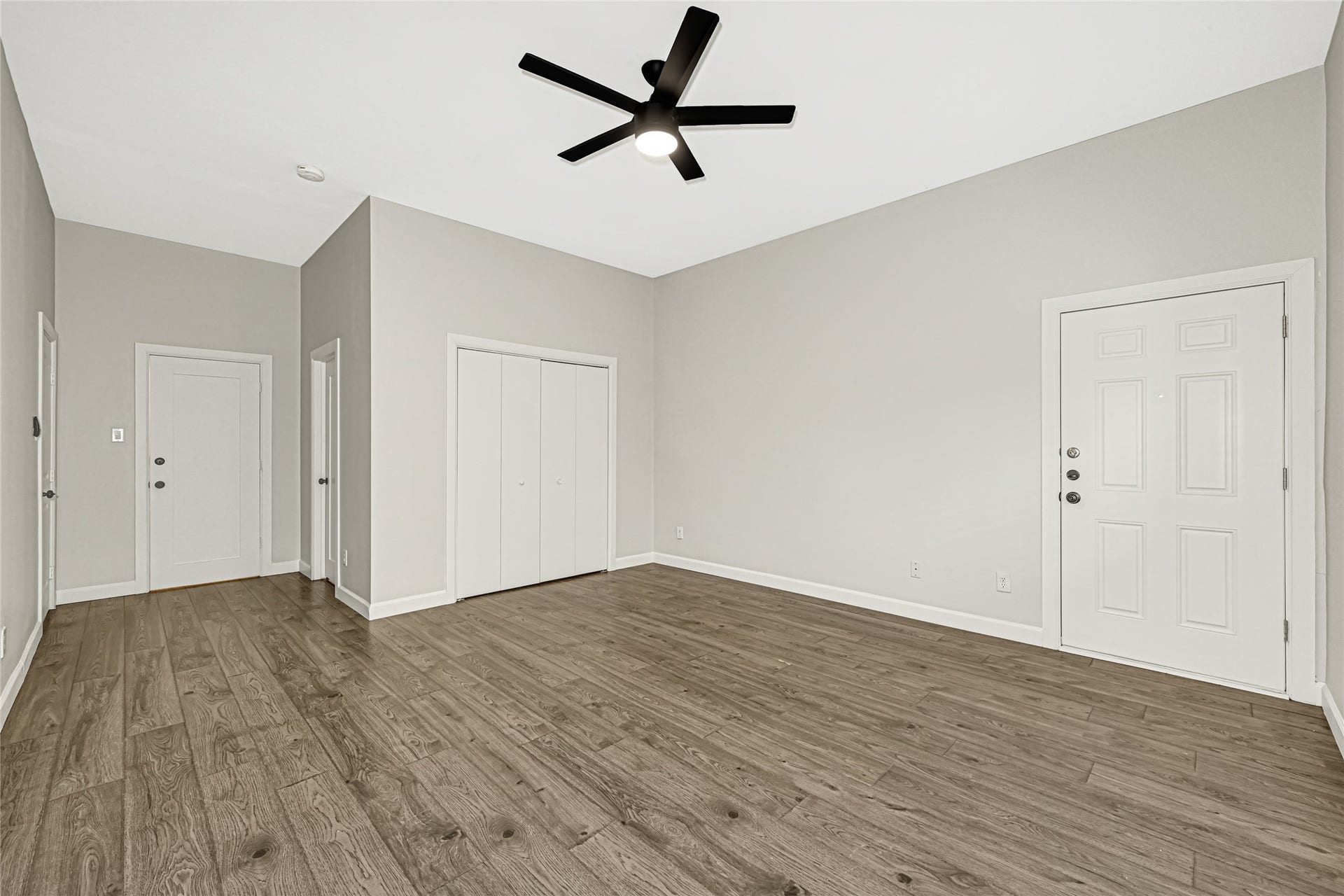 5920 Fairdale Lane, #6, Houston, TX 77057 5920 Fairdale Lane, #6, Houston, TX 77057