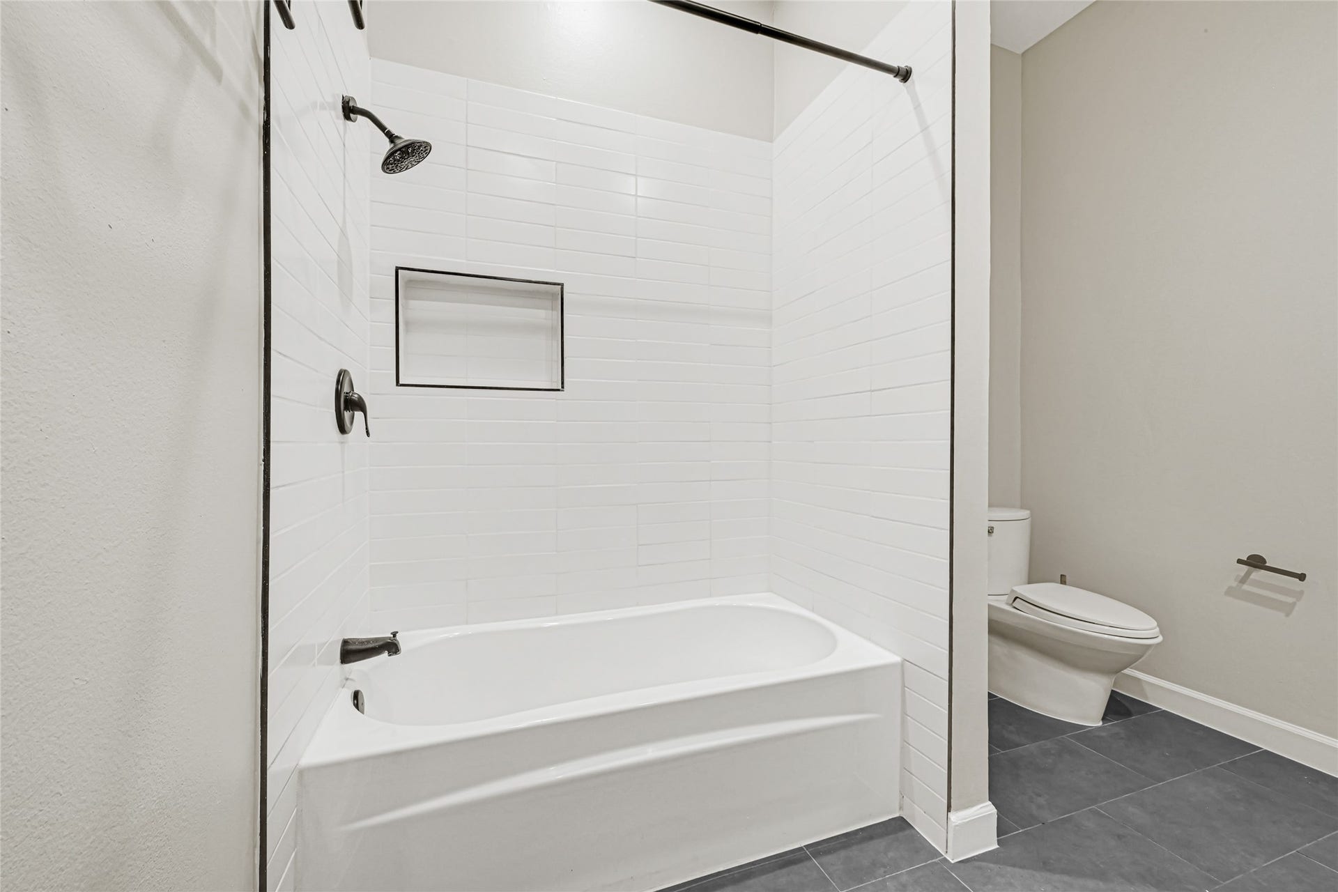 5920 Fairdale Lane, #6, Houston, TX 77057 5920 Fairdale Lane, #6, Houston, TX 77057