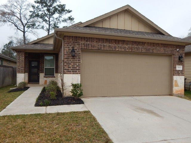 Property photo for 7103 Silverleaf Oak Street, Conroe, TX
