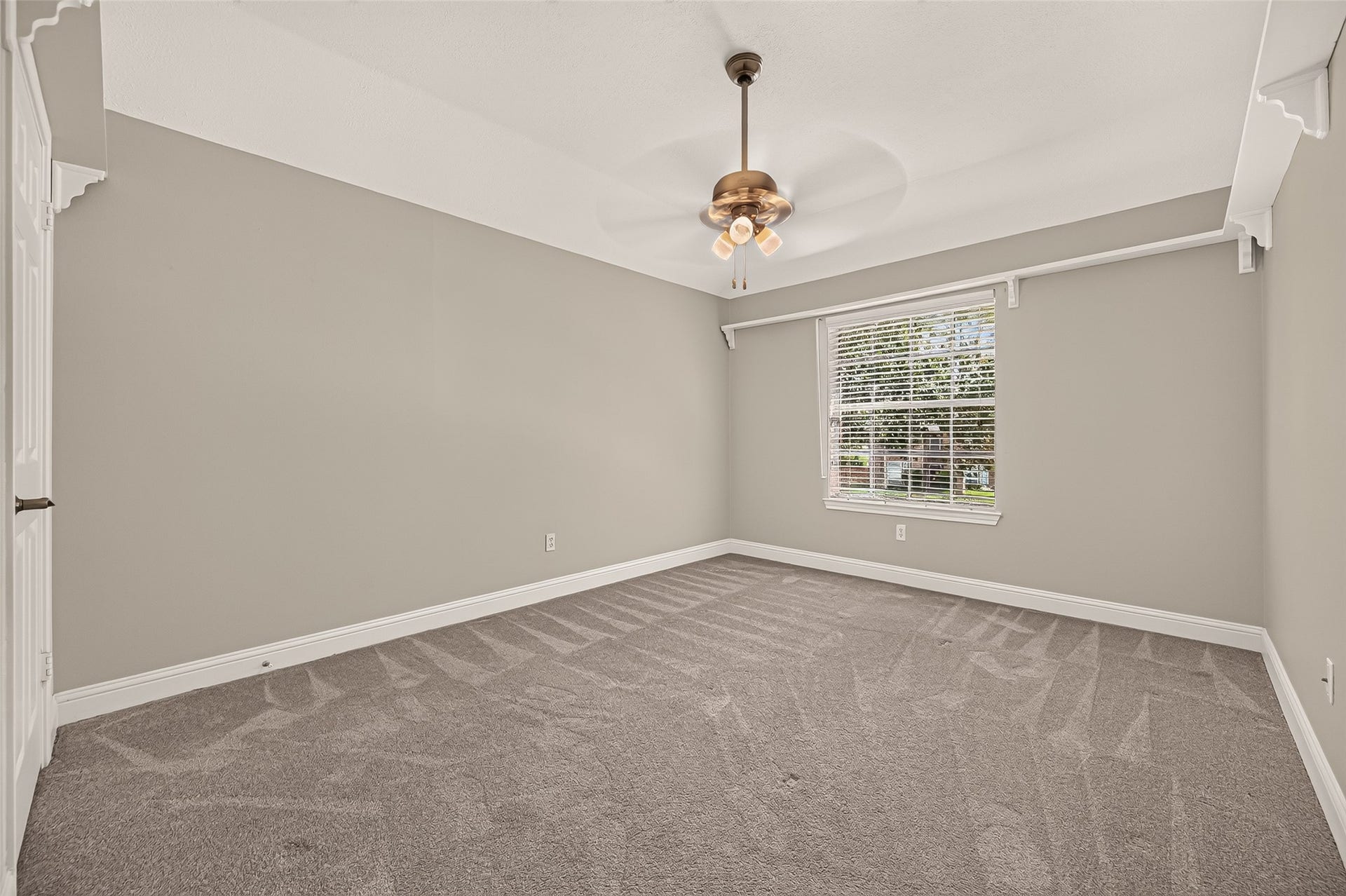 2806 Manito Circle, Katy, TX 77450 2806 Manito Circle, Katy, TX 77450