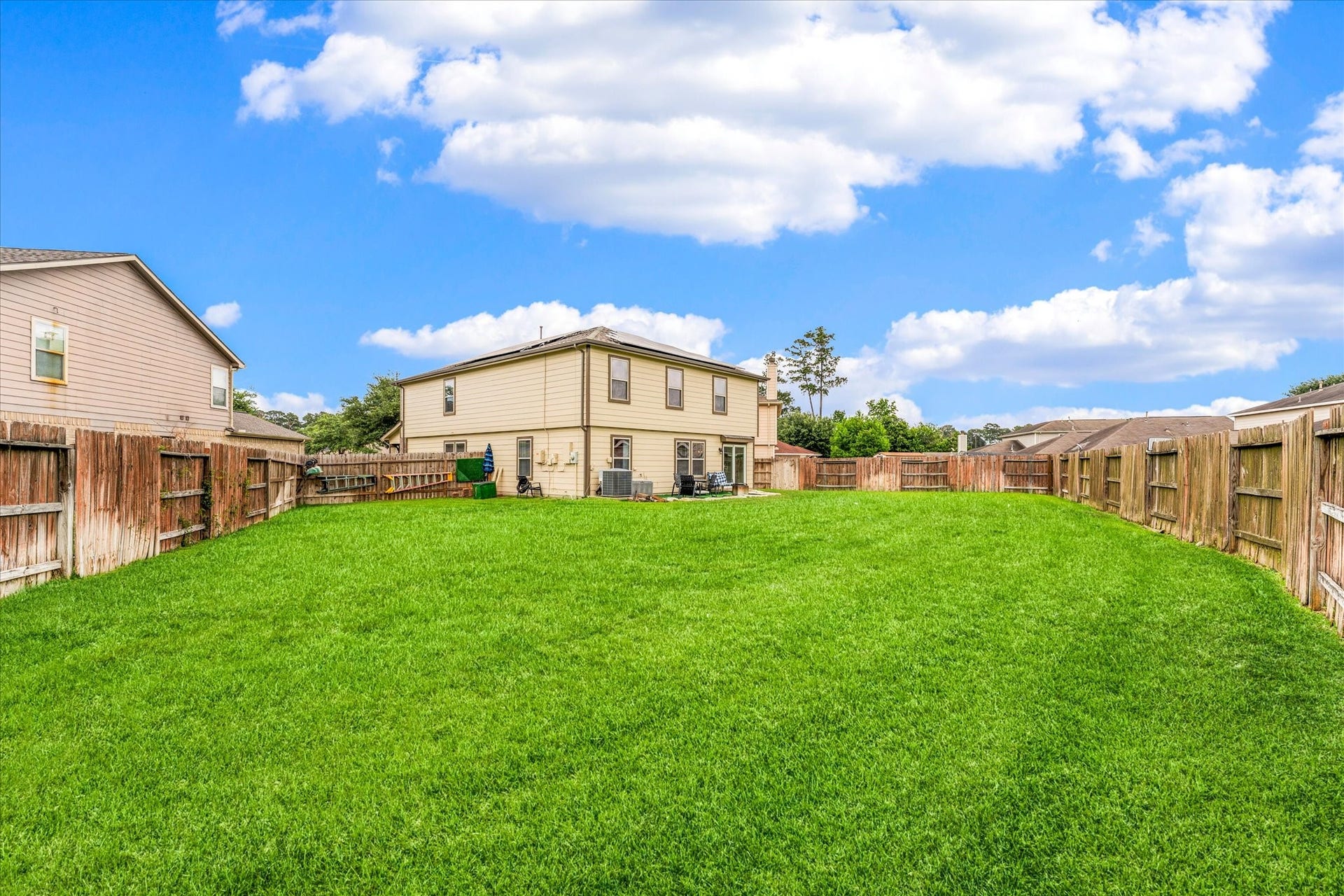 15903 Arapaho Bend Lane, Cypress, TX 77429 Large backyard